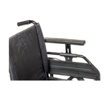 Fauteuil roulant Viper Plus GT avec accoudoirs universels