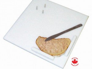 Planche à découper avec rebord et trois pointes